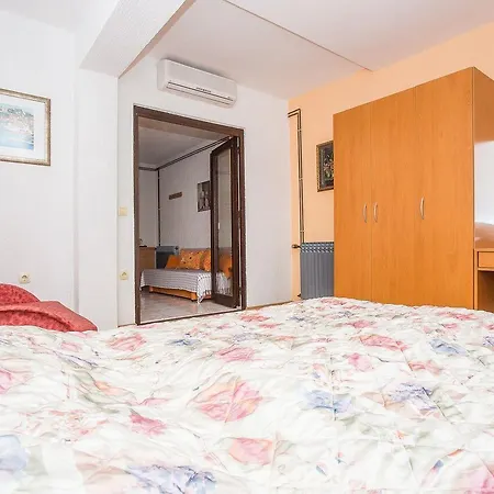 Mira On The Peljesac Peninsula בית הארחה