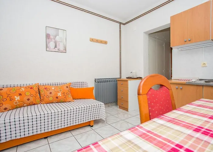 Mira On The Peljesac Peninsula 오레비츠